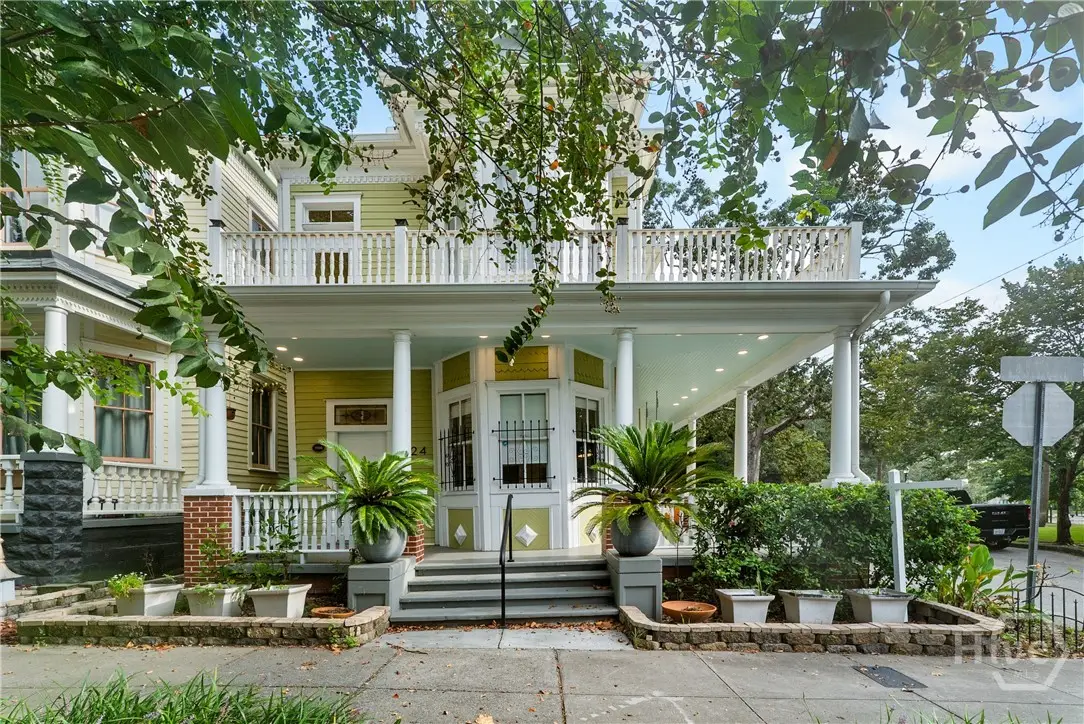 524 E Henry Street, Savannah, GA 31401 - #1