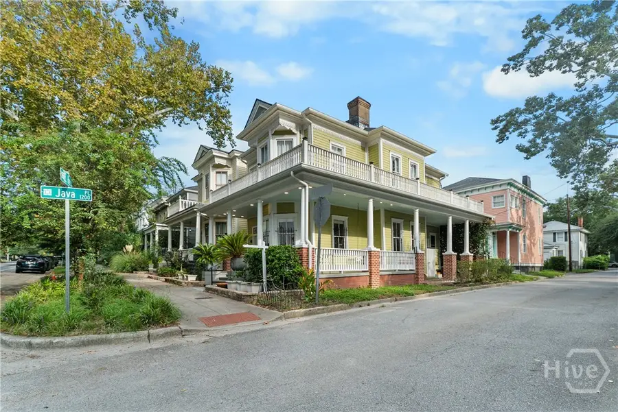 524 E Henry Street, Savannah, GA 31401 - #2