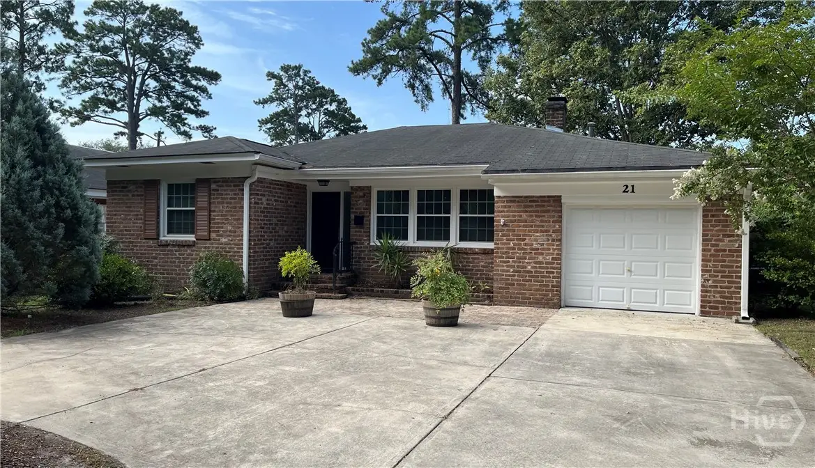 21 E 61st Street, Savannah, GA 31405 - #1