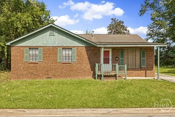 1130 W 49th Street, Savannah, GA 31405