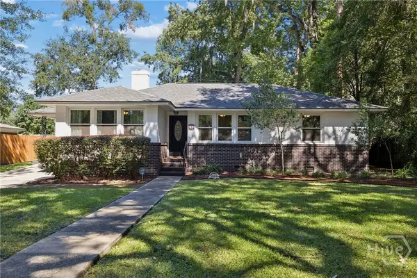 8 Dyches Drive, Savannah, GA 31406