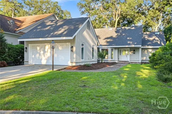 4 Halfmoon Court, Savannah, GA 31411