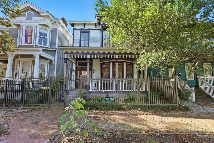 209 W 38th Street, Savannah, GA 31401 - #3