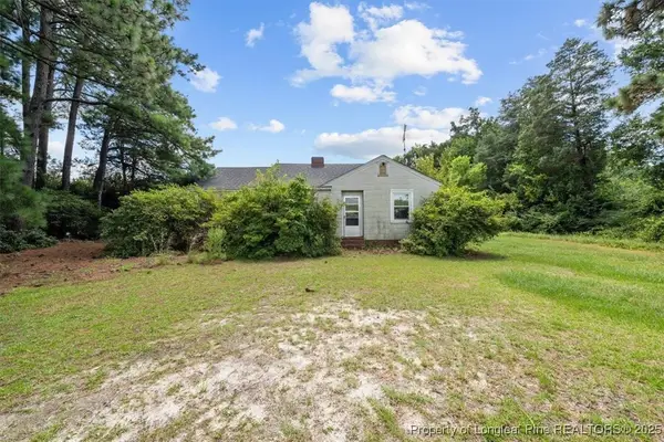 5597 Calloway Road, Raeford, NC 28376