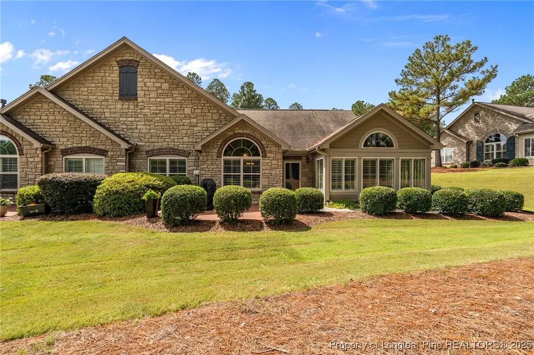 105 E Chelsea Court, Southern Pines, NC 28387 - Image #1