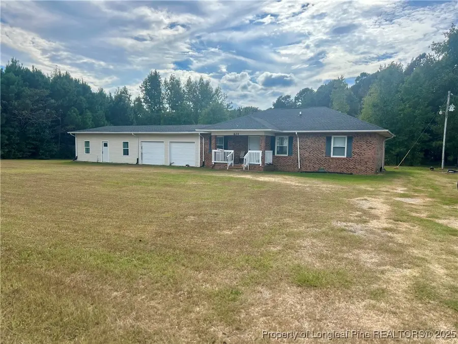 634 Dallas Road, Lumberton, NC 28358 - #3