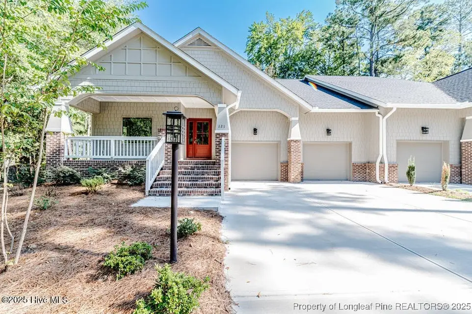 121 Lamplighter Village Drive, Pinehurst, NC 28374 - Image #1