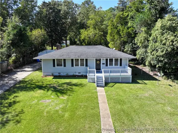 1061 Mohawk Avenue, Fayetteville, NC 28303