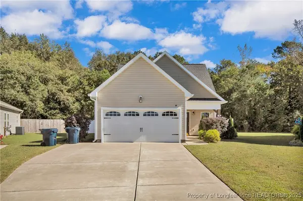 127 Cove Pl Place, Clinton, NC 28328