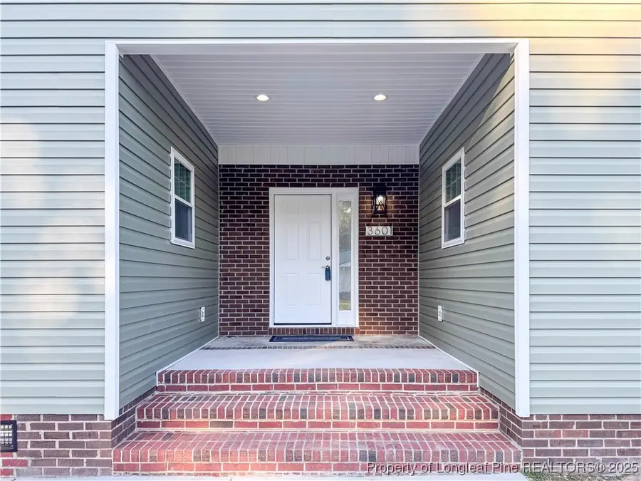 3601 Cliffridge Drive, Lumberton, NC 28358 - #3
