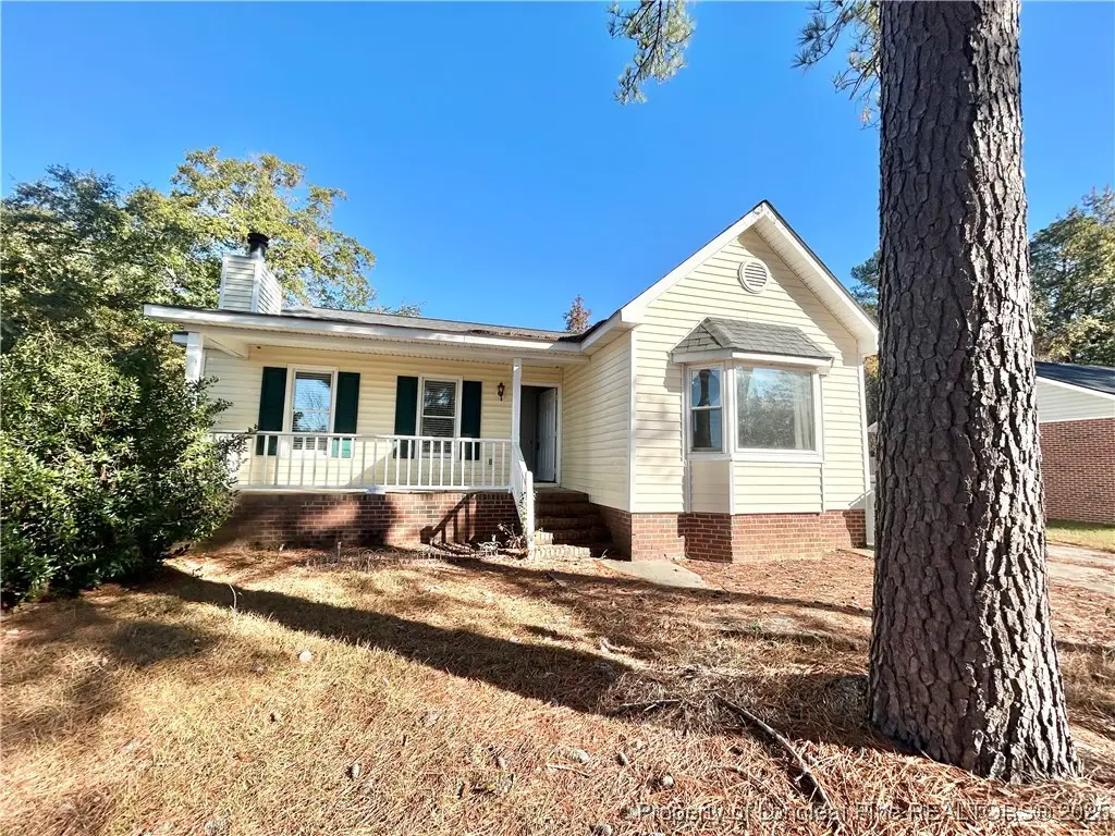 4324 Falls Drive, Hope Mills, NC 28348 - #1