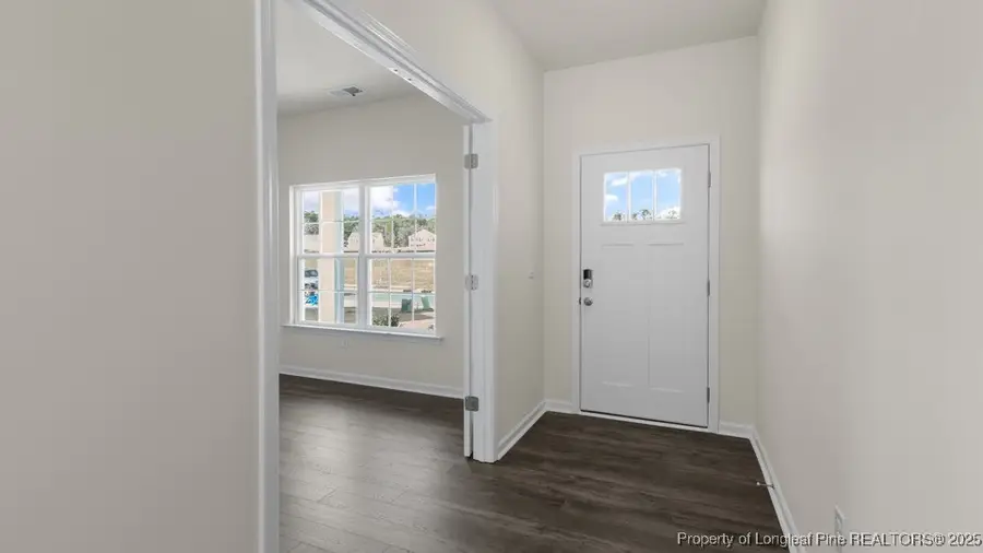 976 Misty Creek Drive, Aberdeen, NC 28315 - Image #2