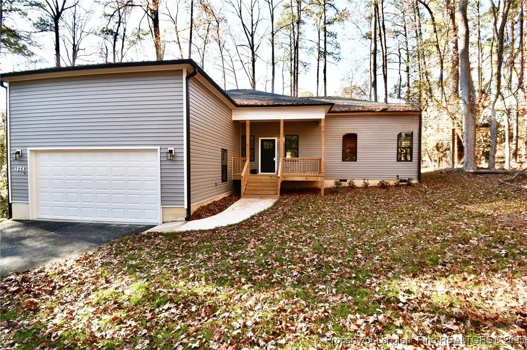 725 Piccadilly Courts, Sanford, NC 27332 - Image #1