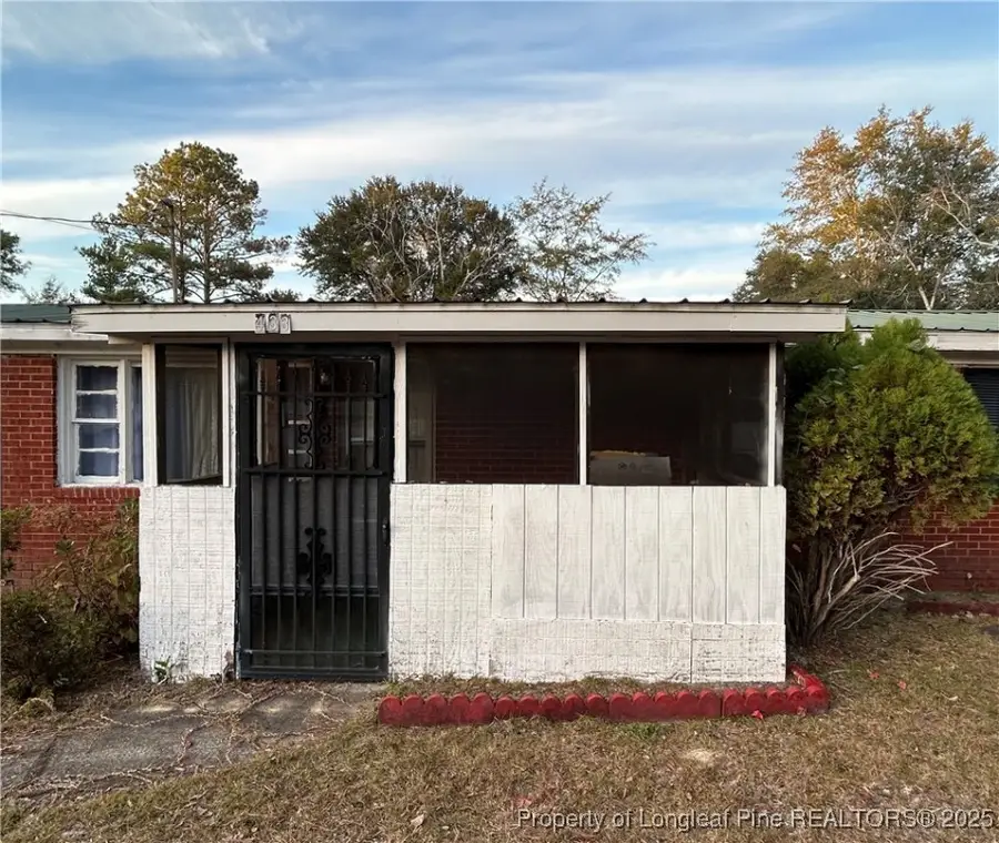433 Cumberland Avenue, Raeford, NC 28376 - Image #2