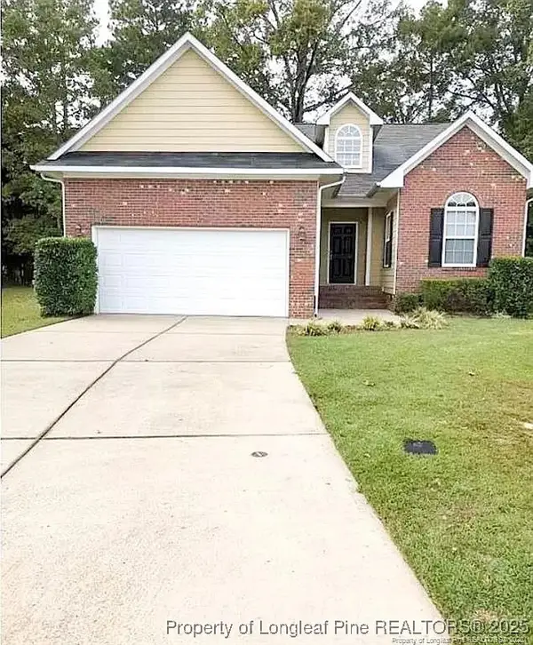 5408 Frostwood Place, Fayetteville, NC 28304