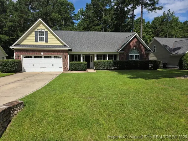 90 Orchard Falls Drive, Spring Lake, NC 28390