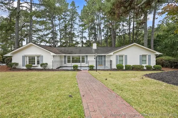 2515 Mirror Lake Drive, Fayetteville, NC 28303