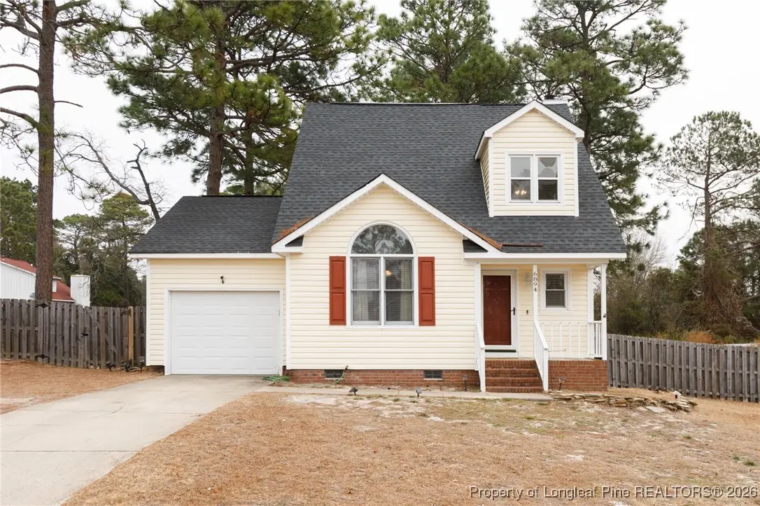 6894 Pin Oak Lane, Fayetteville, NC 28314 - Image #1