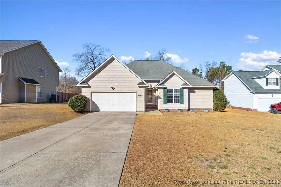 112 Woodland Court, Raeford, NC 28376 - Image #1
