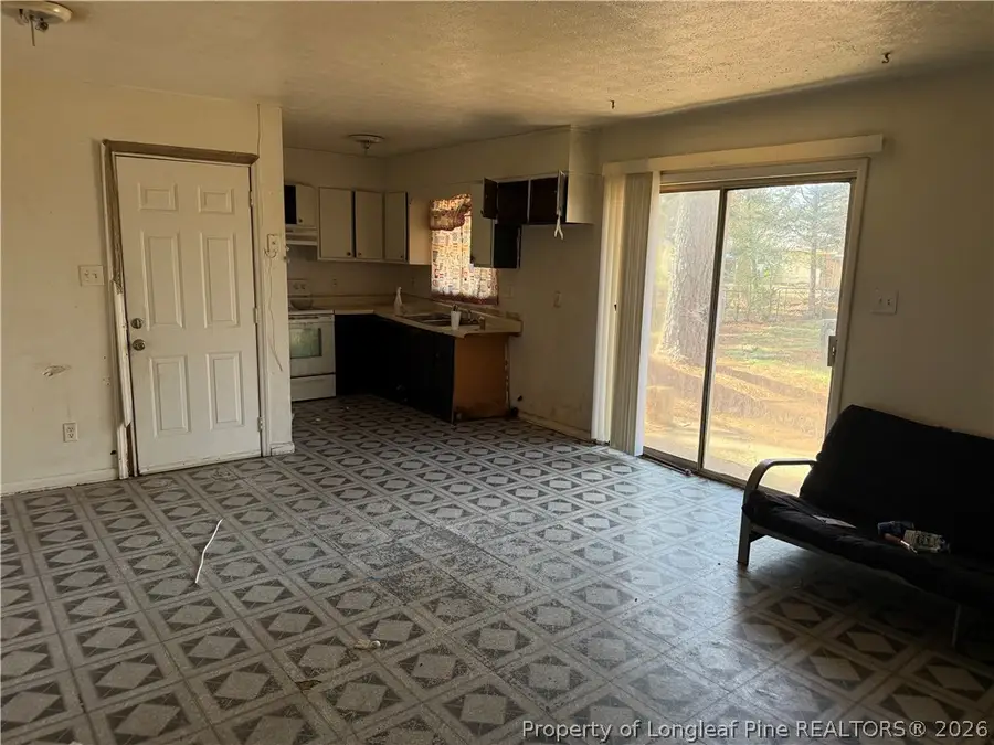 4915 Rosehill Road, Fayetteville, NC 28311 - #2