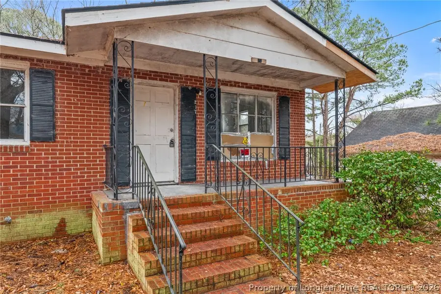 217 S Grove Avenue, Rockingham, NC 28379 - #3