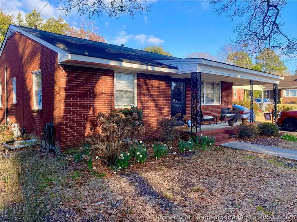502 Winnona Avenue, Lumberton, NC 28358 - #1