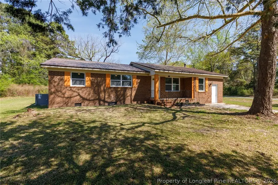 1002 Able Street, Elizabethtown, NC 28337 - #2
