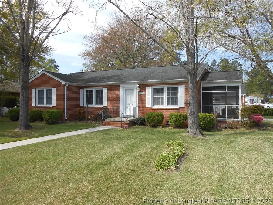 2705 N Rowland Avenue, Lumberton, NC 28358 - #2