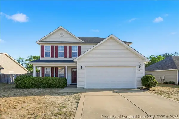 542 Gapway Court, Hope Mills, NC 28348