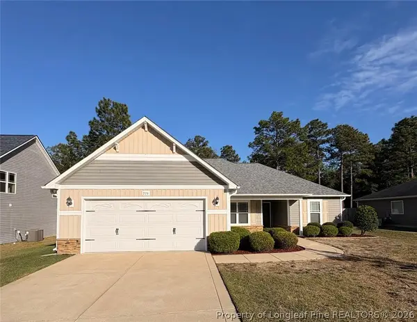 276 English Oak Drive, Bunnlevel, NC 28323