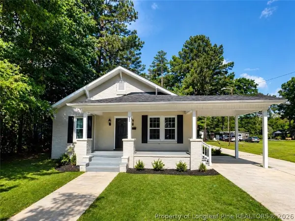 304 S Patterson Street, Maxton, NC 28364