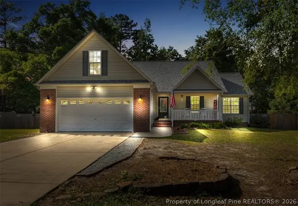 549 Woodberry Circle, Raeford, NC 28376