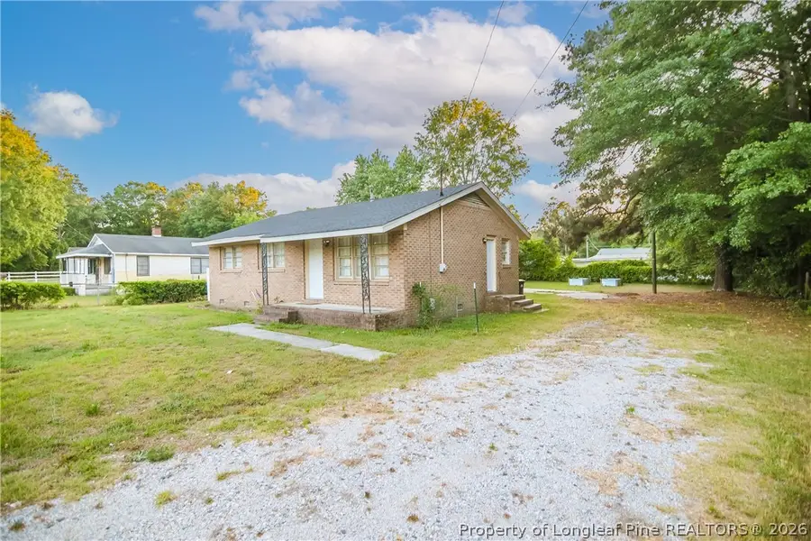 437 N Caledonia Road, Laurinburg, NC 28352 - #2
