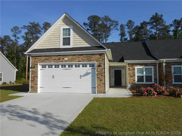 210 Oak Pointe Circle, Lumberton, NC 28358
