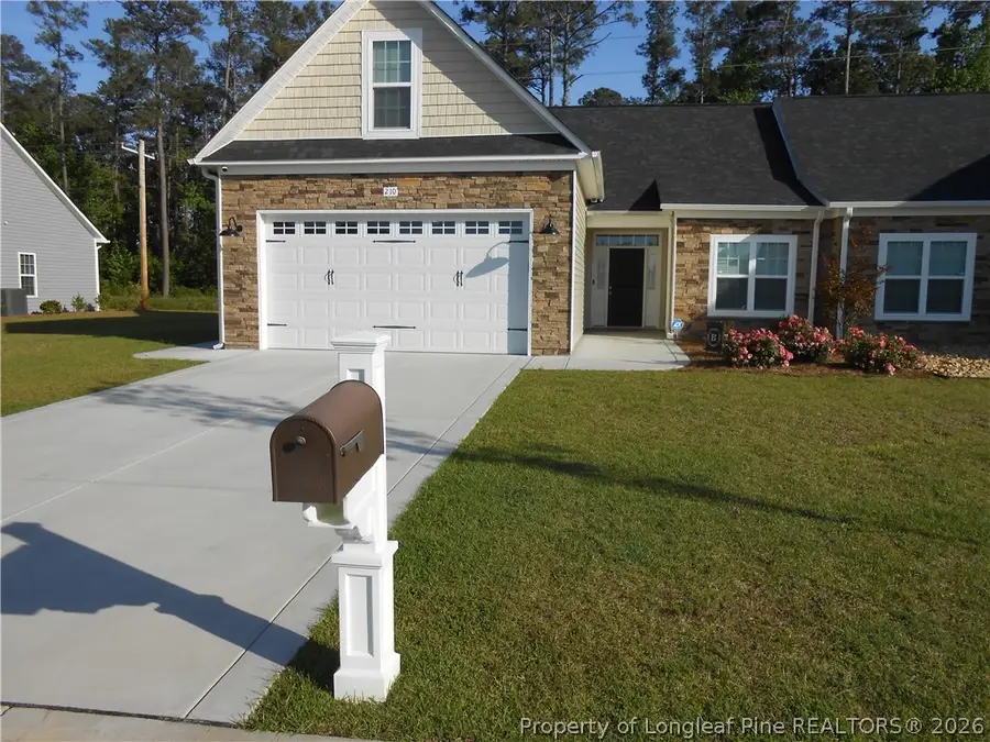 210 Oak Pointe Circle, Lumberton, NC 28358 - #2