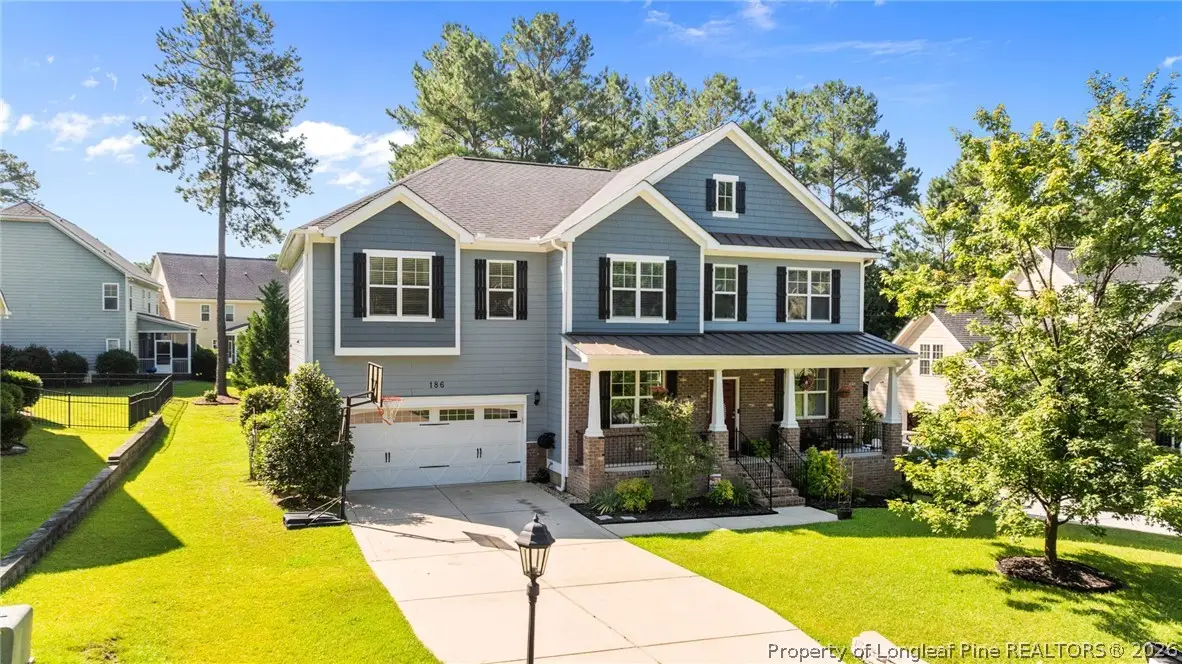 186 Valley Pines Circle, Spring Lake, NC 28390 - #1