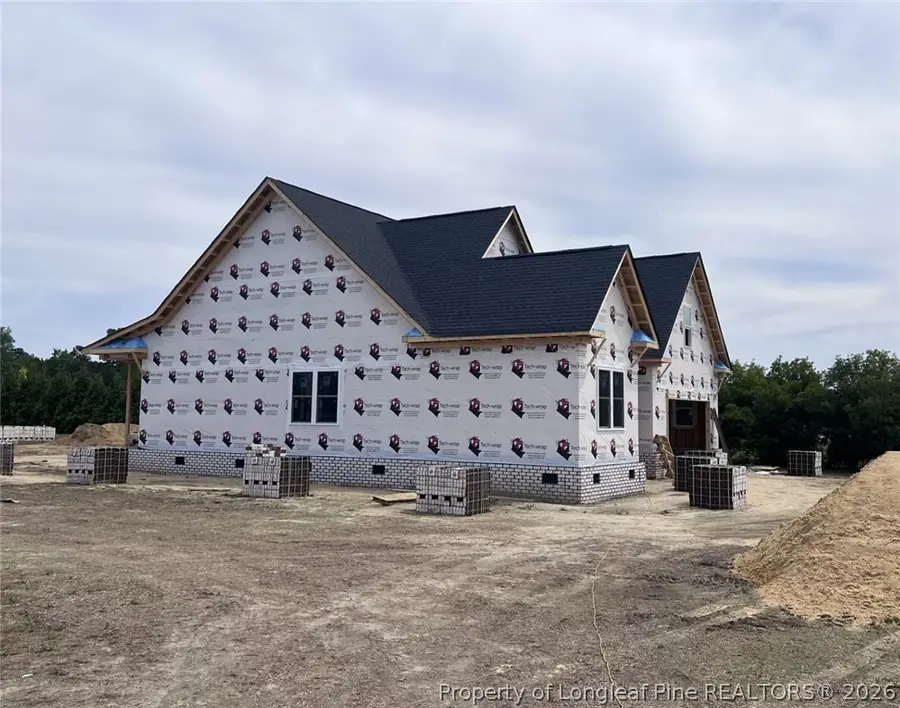 1102 W Carthage Road, Lumberton, NC 28360 - #2