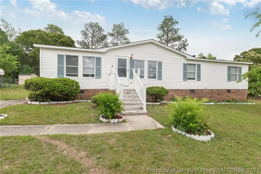 109 Londontown Drive, Spring Lake, NC 28390 - #2