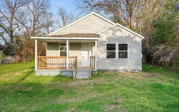 313, 315 S Racepath Street, Fayetteville, NC 28301