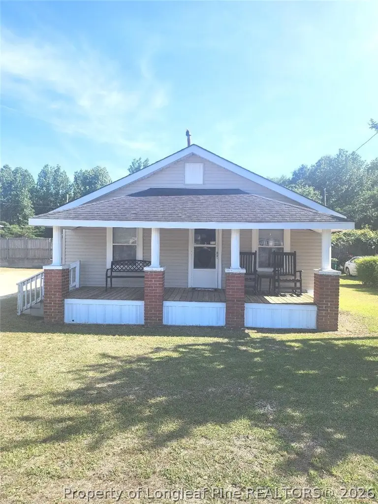 2013 W 5th Street, Lumberton, NC 28358 - #1
