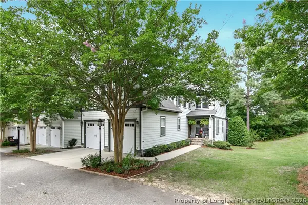 10 Falconridge Drive, Spring Lake, NC 28390
