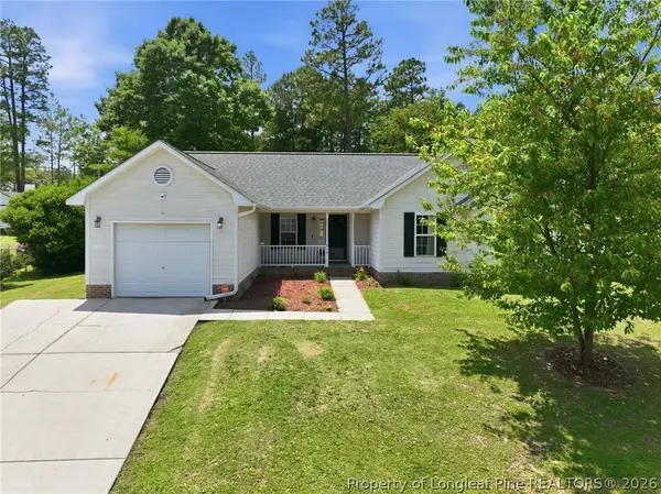 514 Northwoods Drive, Raeford, NC 28376