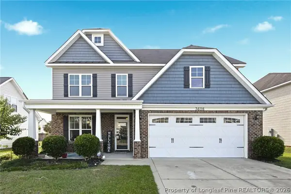 3608 Castlefield Lane, Fayetteville, NC 28306