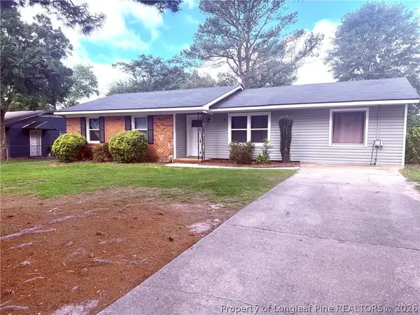 6537 Vineyard Drive, Fayetteville, NC 28304