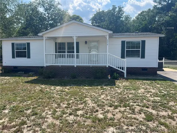 5212 Perry Oliver Drive, Hope Mills, NC 28348