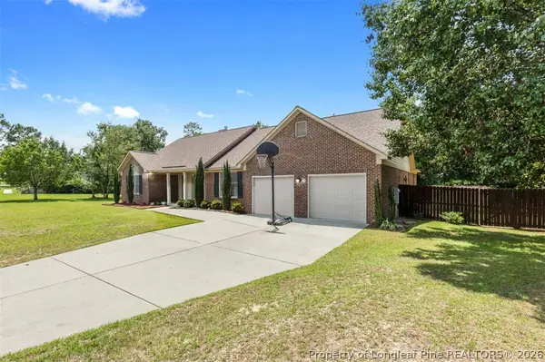 726 Foxcroft Drive, Fayetteville, NC 28311