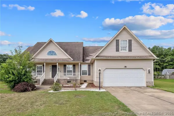 1906 Sunshine Court, Hope Mills, NC 28348