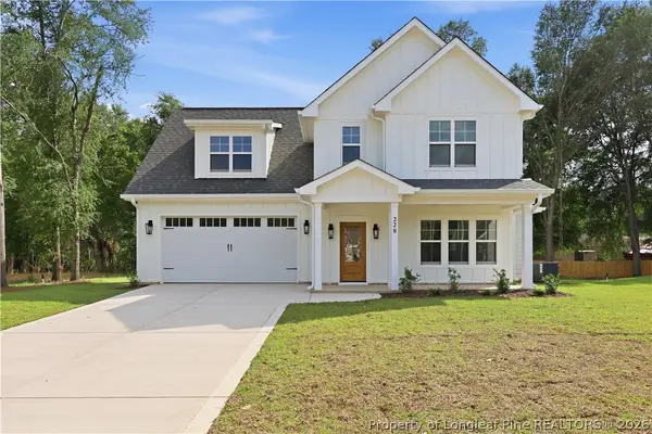 228 Telluride Court, Aberdeen, NC 28315