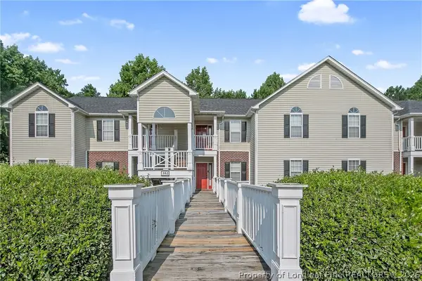 352 Bubble Creek Court, Fayetteville, NC 28311