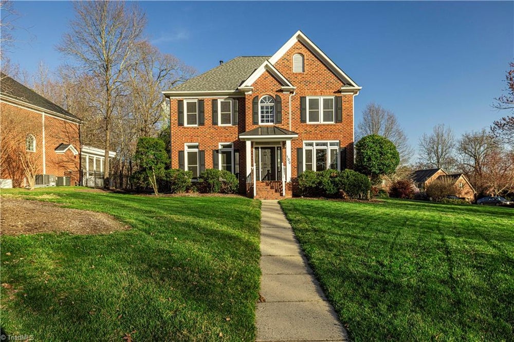 100 Southbridge Court, Jamestown, NC 27282 BHGRE